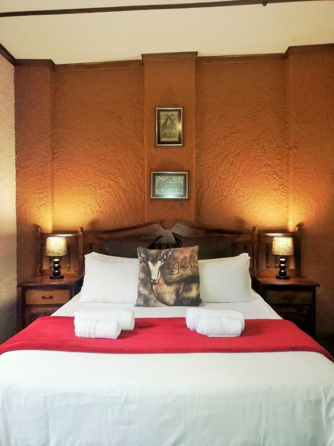 Vryburg Safari Guesthouse מראה חיצוני תמונה